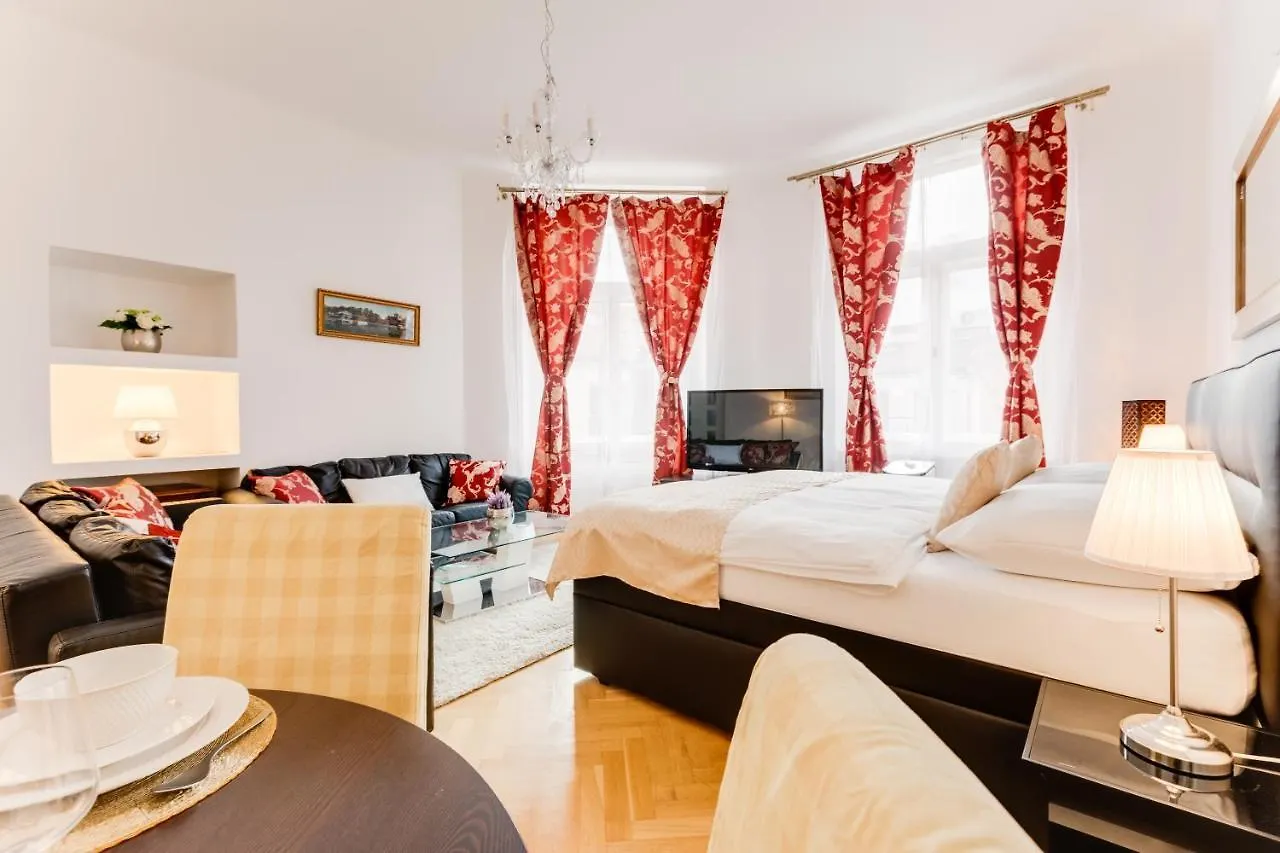 Old Town Square Royal Apartment Prag