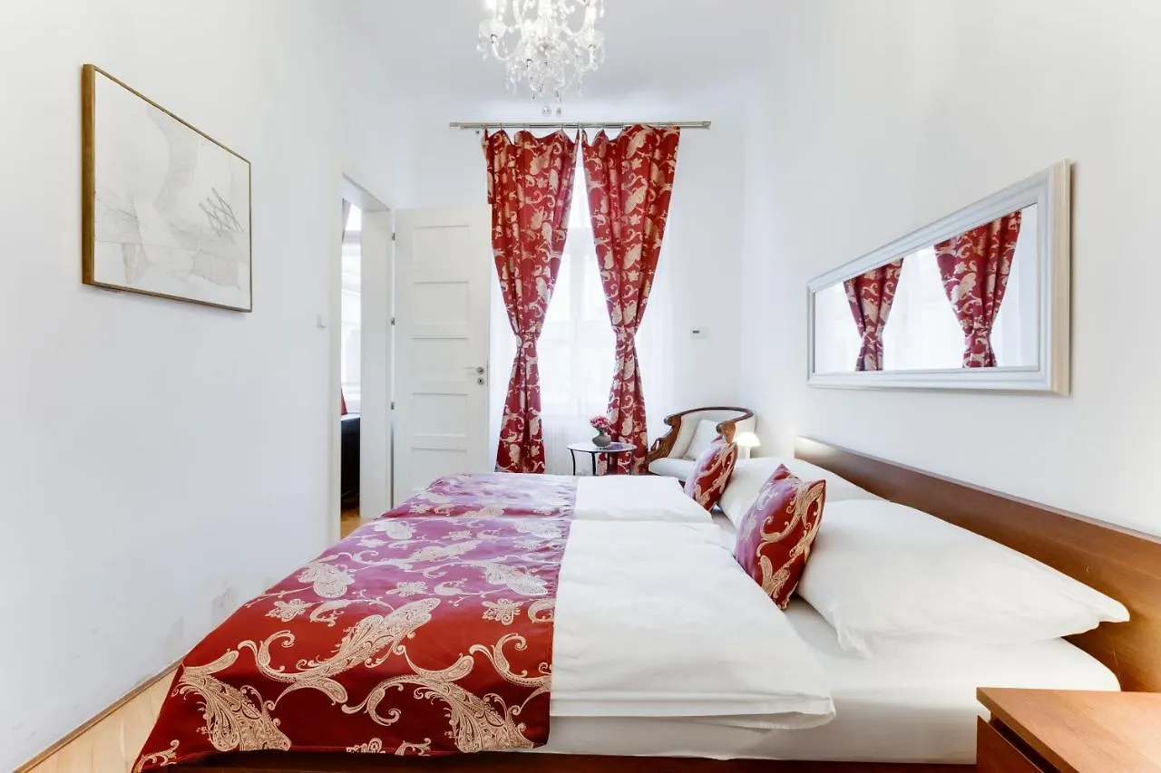 Old Town Square Royal Apartment Prag