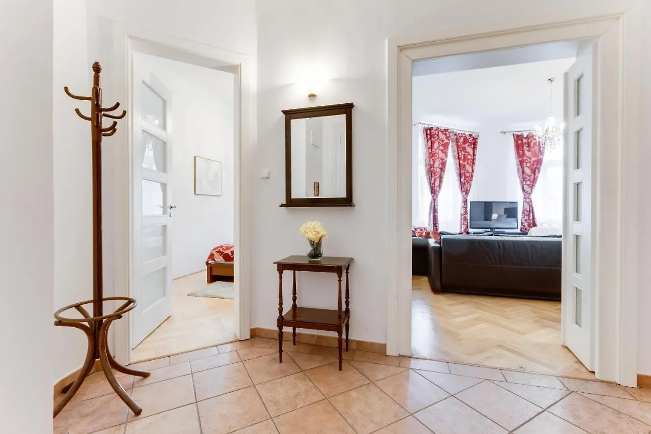 Old Town Square Royal Apartment Prag